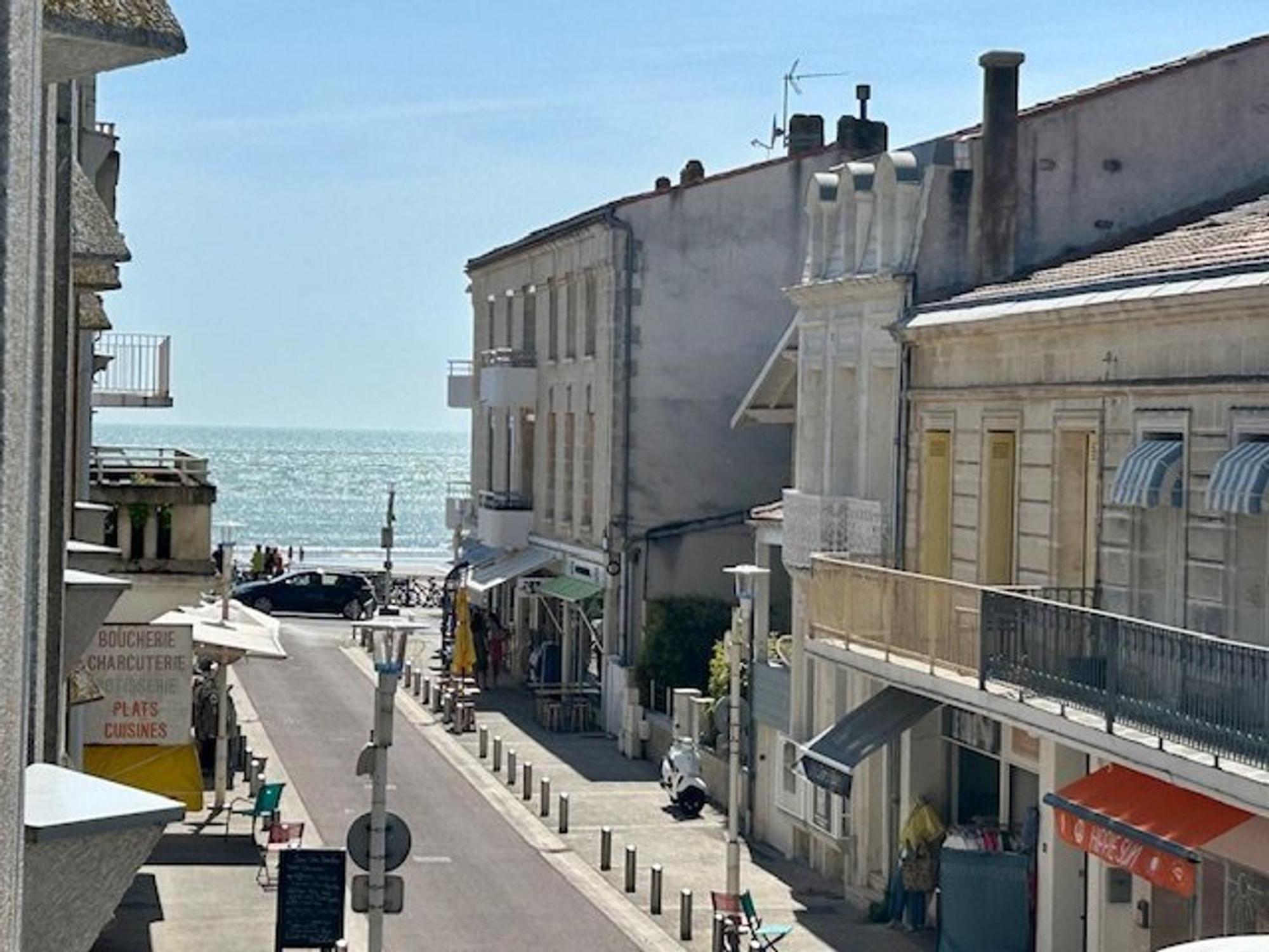 Appartement T2 A Royan, 4 Pers., Proche Plage Et Commerces, Parking, Balcon, Confortable Et Equipe - Fr-1-494-60 מראה חיצוני תמונה